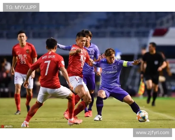 恒大与广岛激战正酣视频直播全程回顾精彩瞬间与赛后分析