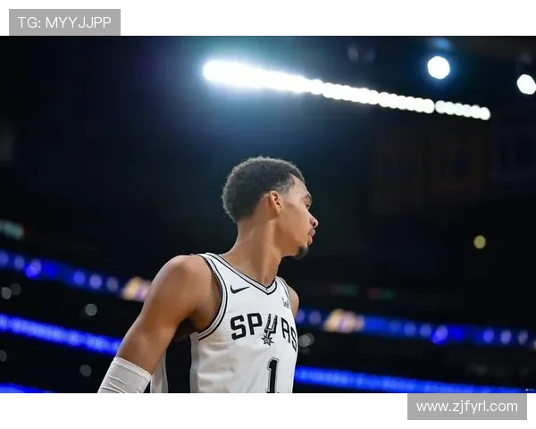 文班亚马新秀赛季表现惊艳场均20分10篮板3盖帽引领全联盟